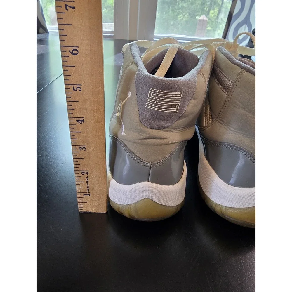 Size 9 - Air Jordan 11 Retro 2010‎ Cool Grey